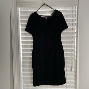 Maggie London Crushed Velvet Cocktail Dress